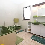 Dvorine 1210