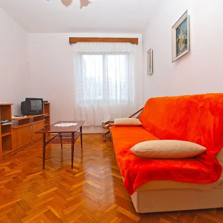Appartamento Dvorine 1210
