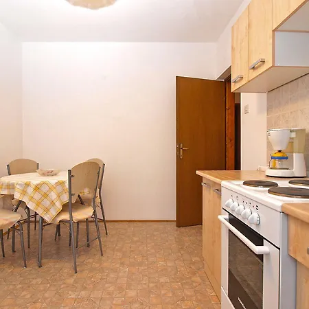 Appartamento Dvorine 1210